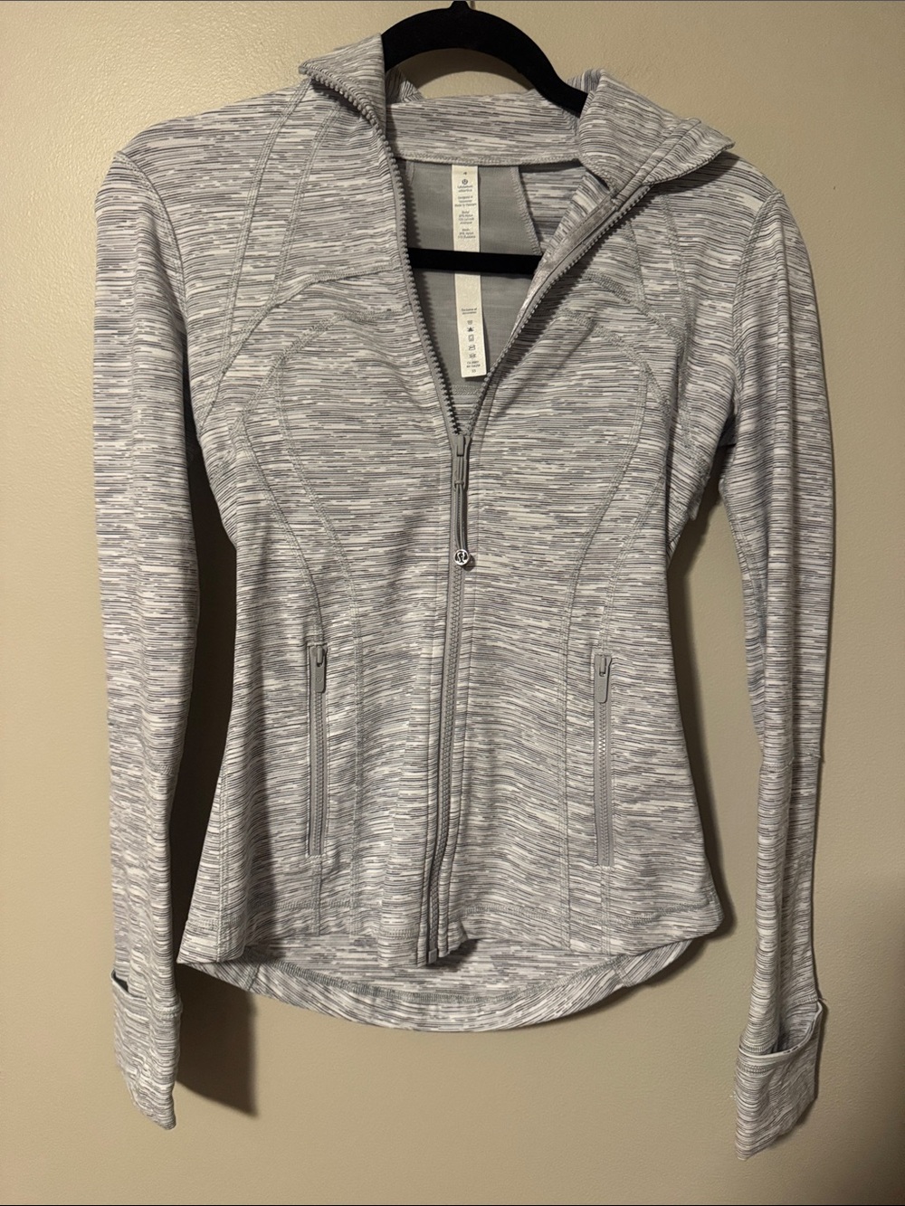 Lululemon Define Jacket - Picture 3 of 6